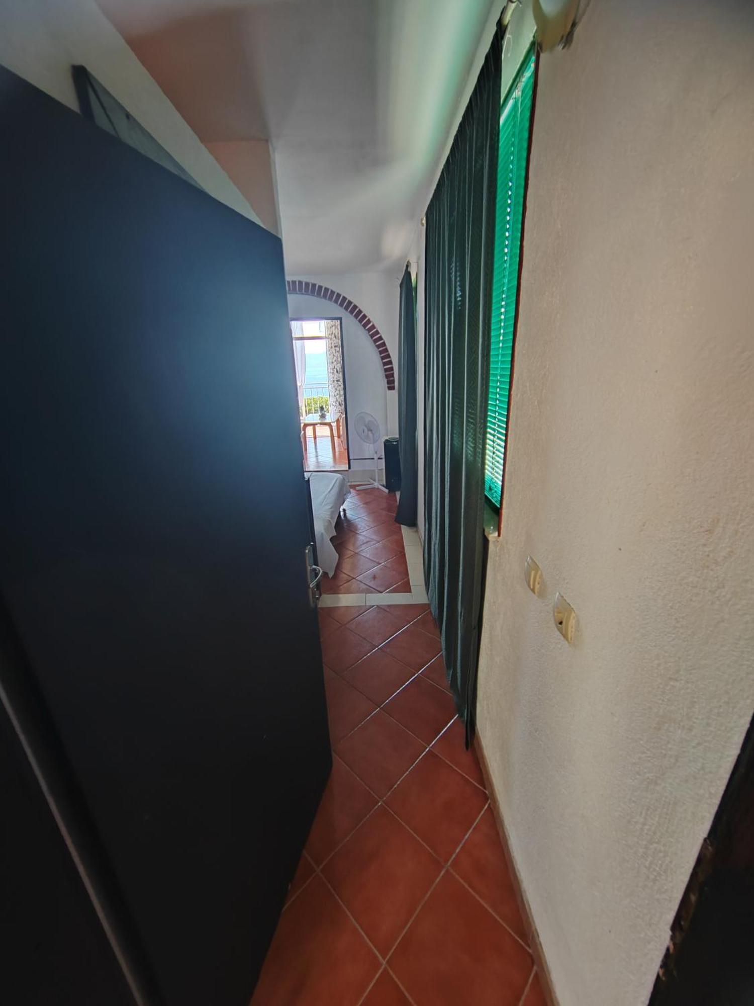 Apartmani Ankora Brist Exterior photo